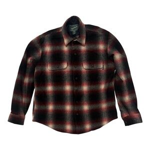 Woolrich Red & Charcoal Gray Plaid Button-Up Shirt Men’s Large (Runs small) Wool